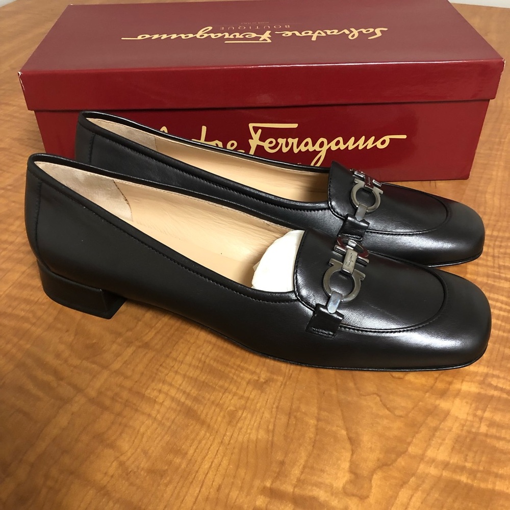 !BRAND NEW! Ferragamo Woman’s Slip On Heels
